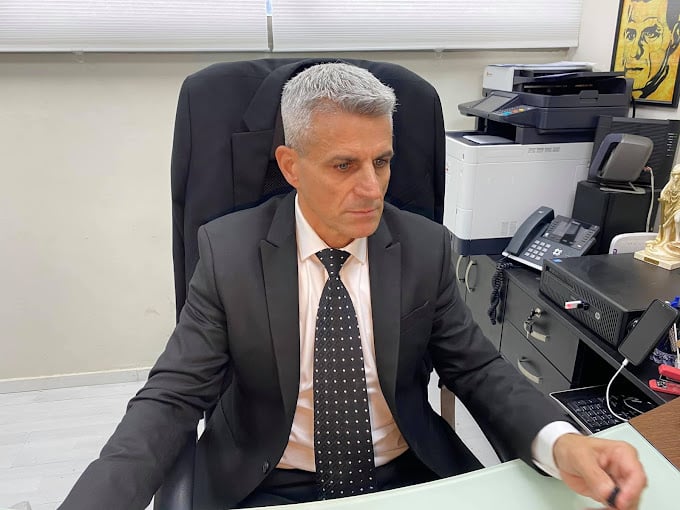 עורך דין אביעד רייפר