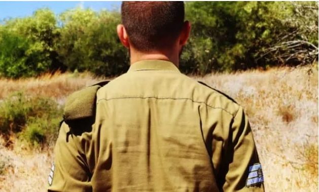 עריקה או היעדרות מהשירות הצבאי שלא ברשות - השונה והשווה